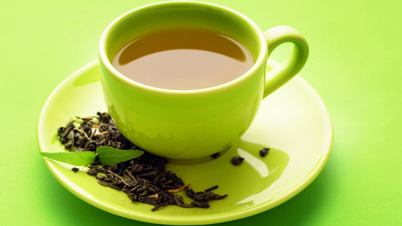 Benefits of Drinking Green Tea •